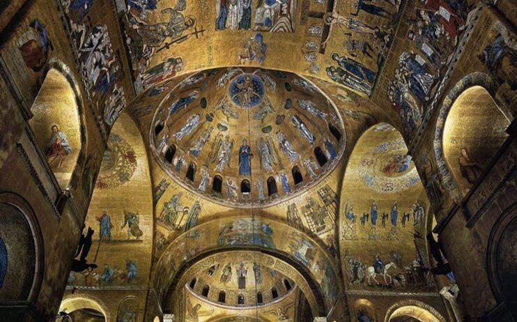 BASILICA SAN MARCO IN NOTTURNA